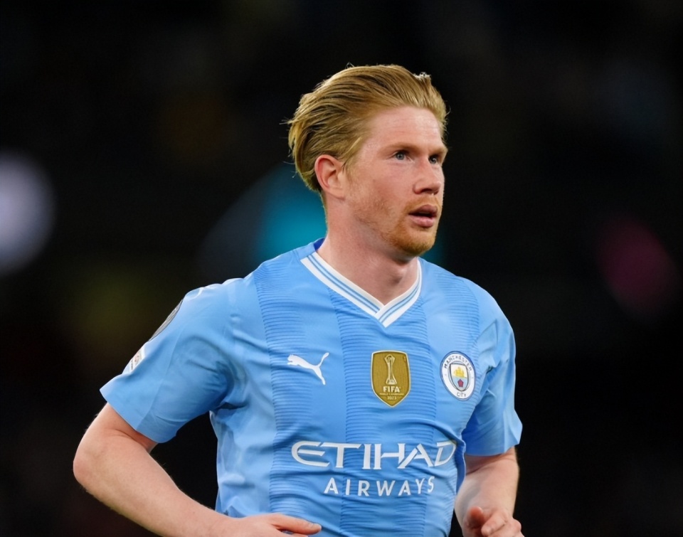 马斯坦托诺：耻骨疼痛已困扰我很久，在皇马我不考虑成为主角（马斯坦托诺：长期受耻骨疼痛困扰，在皇马我无意当主角）