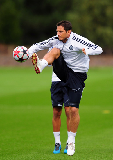 记者：申花将给球员放短假，12月2日重新集中备战广岛三箭