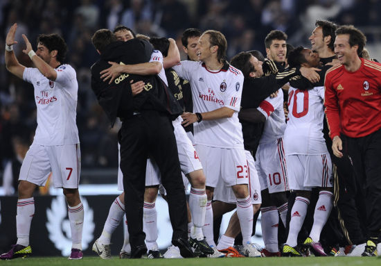 阿尔特塔谈张伯伦随队训练：他不仅积极阳光，也是球员的榜样